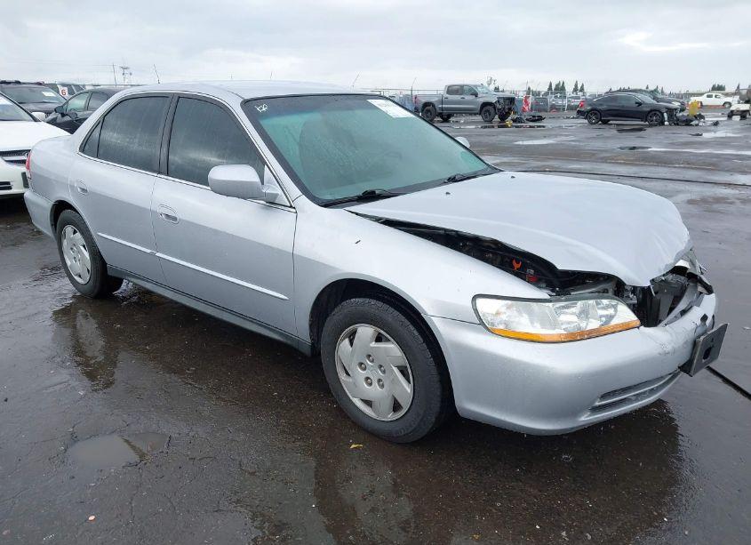 2002 Honda Accord 3.0 LX (VIN 1HGCG164X2A075652) main photo