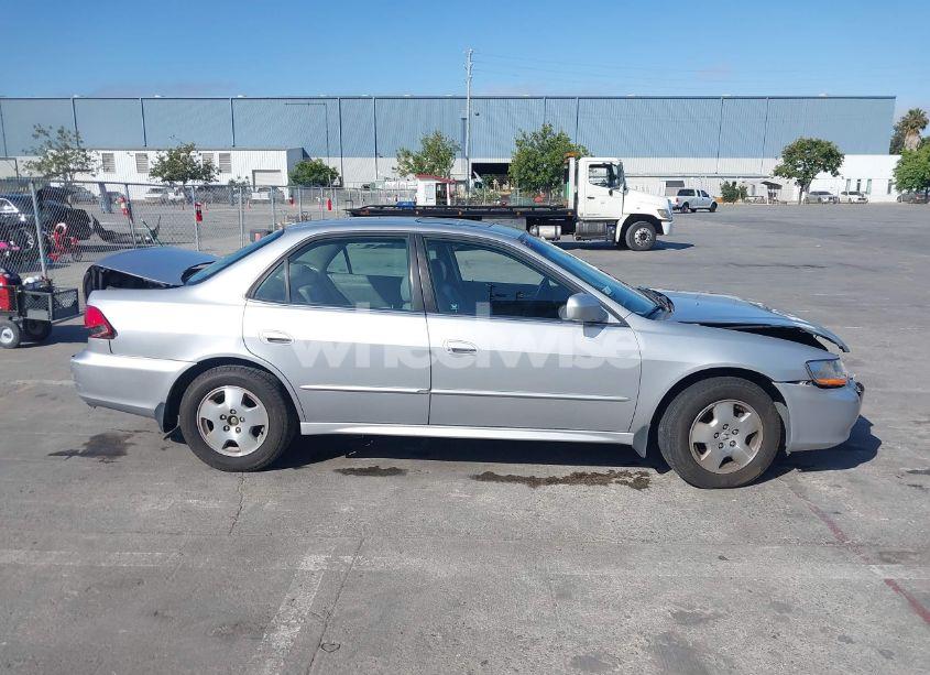 Photo 13 of 2001 Honda Accord 3.0 EX (VIN 1HGCG16501A013183)