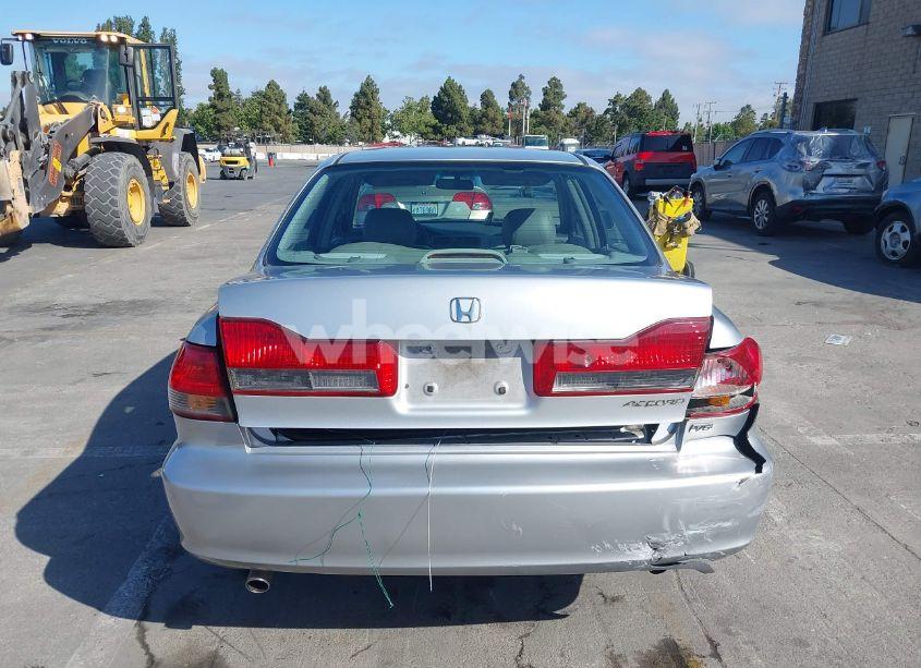 Photo 16 of 2001 Honda Accord 3.0 EX (VIN 1HGCG16501A013183)