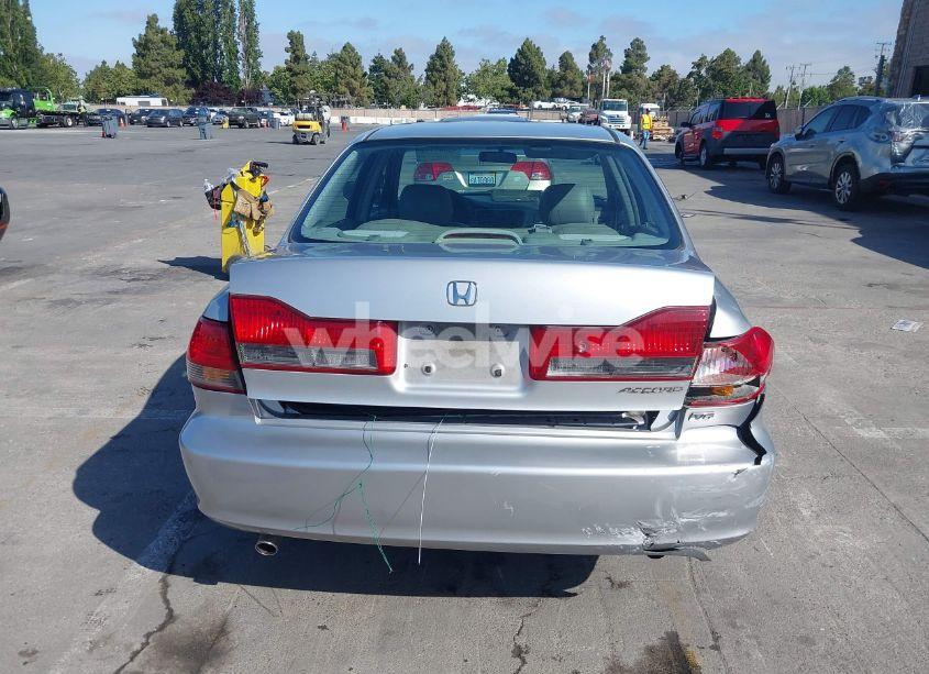 Photo 17 of 2001 Honda Accord 3.0 EX (VIN 1HGCG16501A013183)
