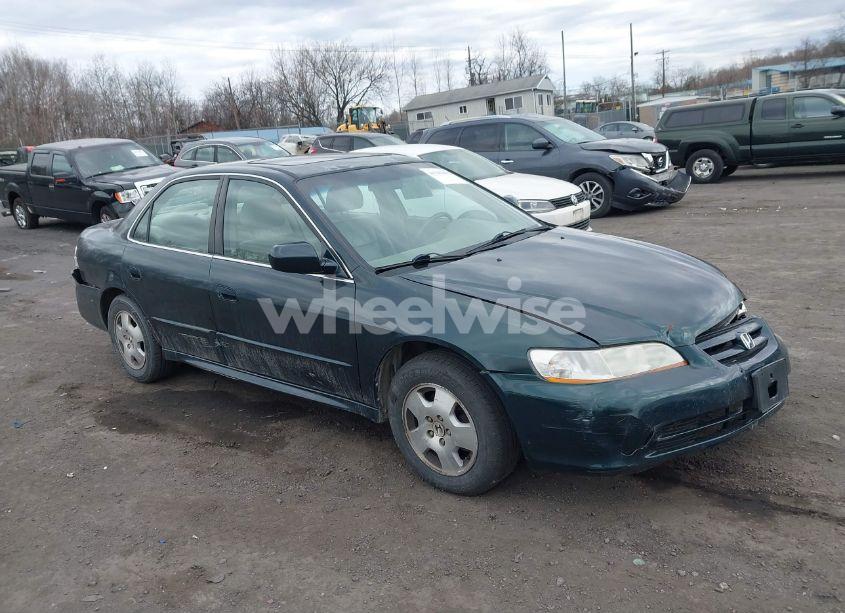 2001 Honda Accord 3.0 EX (VIN 1HGCG16501A013720) main photo