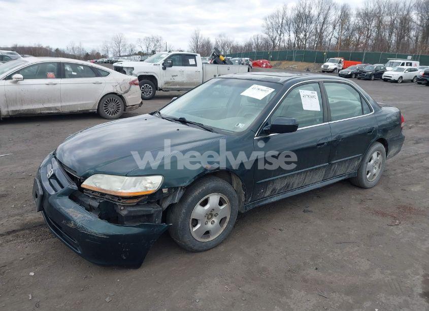 Photo 2 of 2001 Honda Accord 3.0 EX (VIN 1HGCG16501A013720)