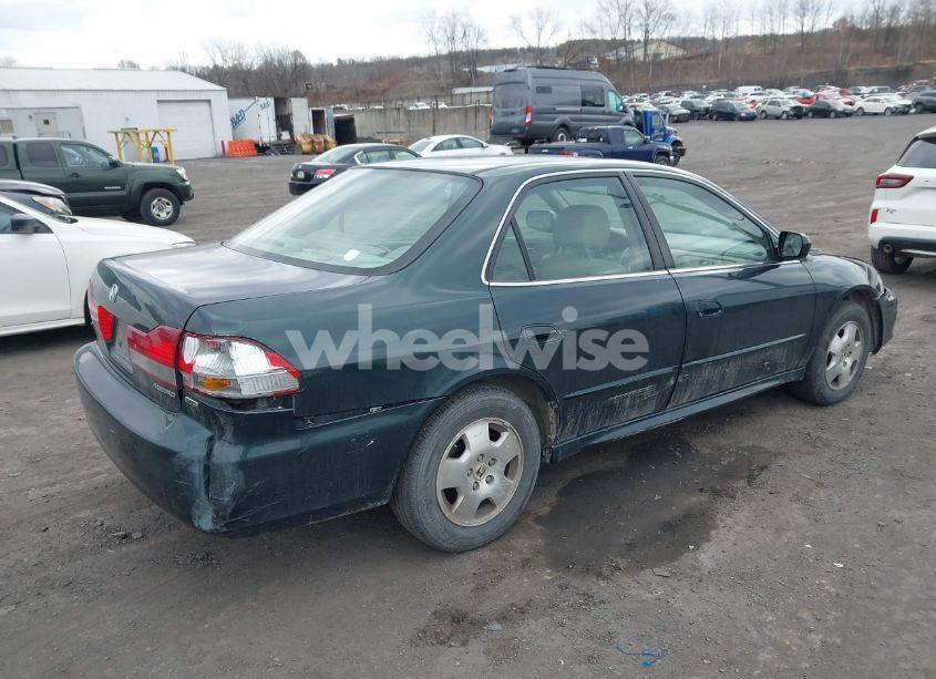 Photo 4 of 2001 Honda Accord 3.0 EX (VIN 1HGCG16501A013720)