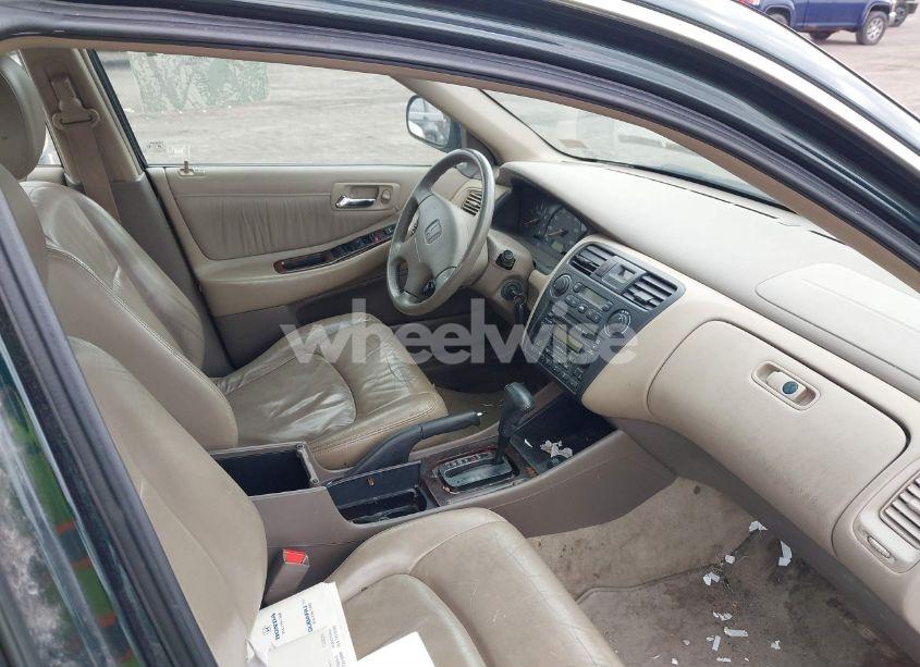 Photo 5 of 2001 Honda Accord 3.0 EX (VIN 1HGCG16501A013720)