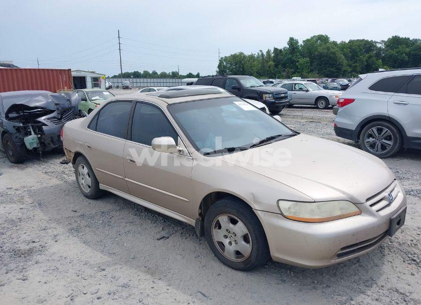 2001 Honda Accord 3.0 EX (VIN 1HGCG16501A014673) main photo