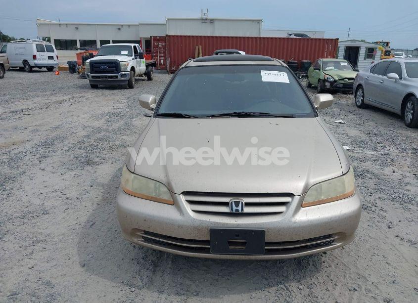 Photo 13 of 2001 Honda Accord 3.0 EX (VIN 1HGCG16501A014673)