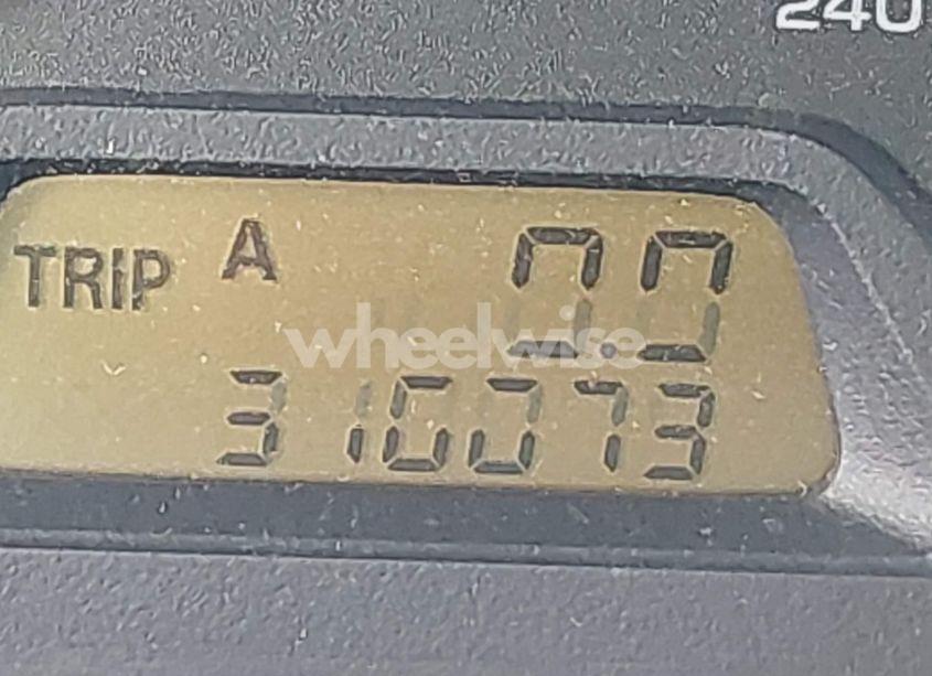 Photo 16 of 2001 Honda Accord 3.0 EX (VIN 1HGCG16501A014673)