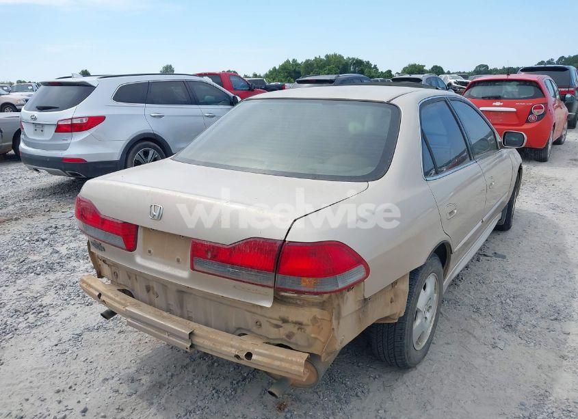 Photo 6 of 2001 Honda Accord 3.0 EX (VIN 1HGCG16501A014673)