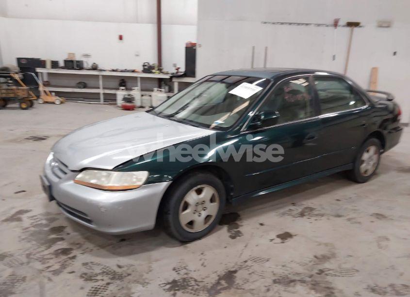 Photo 2 of 2001 Honda Accord 3.0 EX (VIN 1HGCG16501A056857)