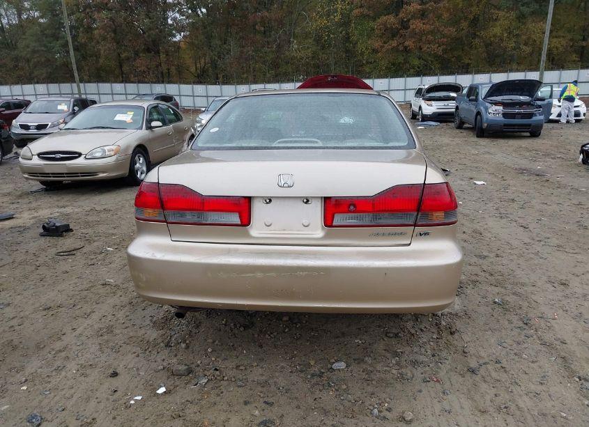 Photo 17 of 2001 Honda Accord 3.0 EX (VIN 1HGCG16501A058687)