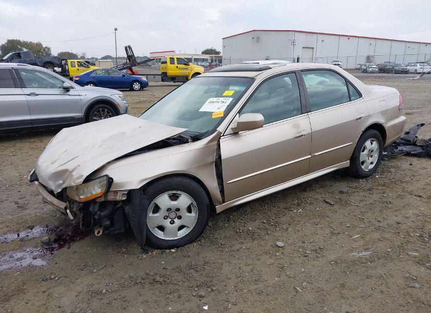 Photo 2 of 2001 Honda Accord 3.0 EX (VIN 1HGCG16501A058687)
