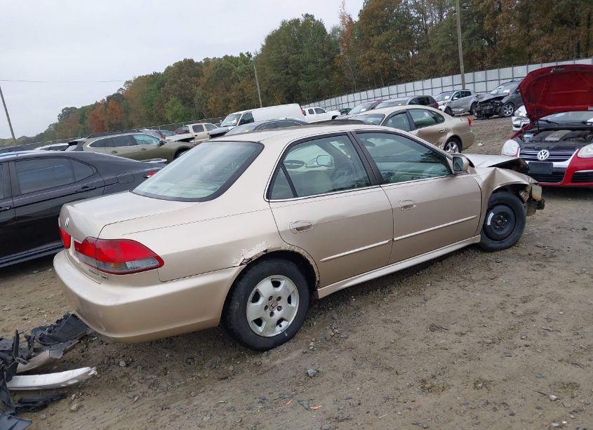 Photo 4 of 2001 Honda Accord 3.0 EX (VIN 1HGCG16501A058687)