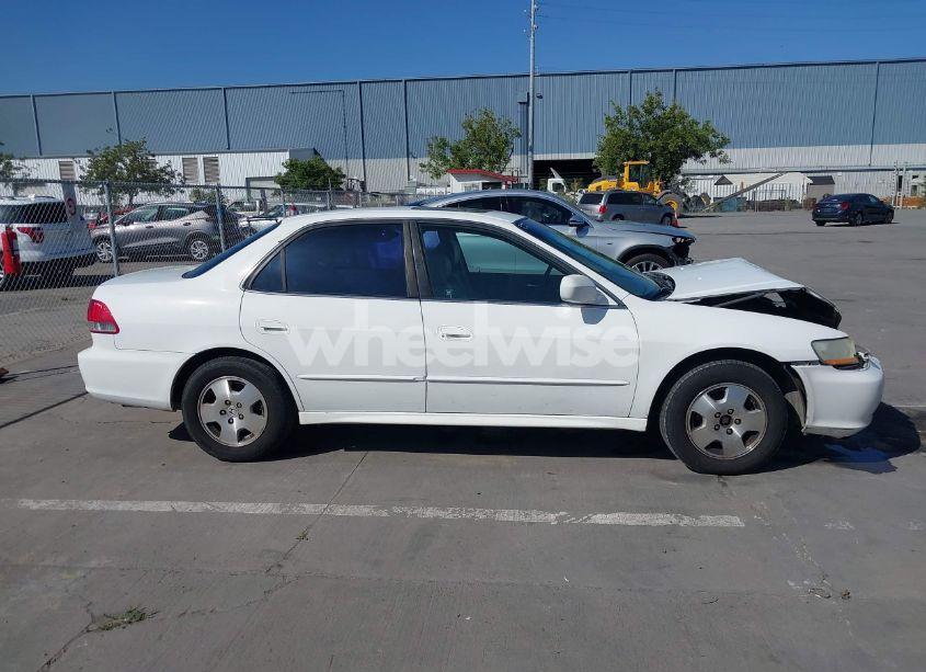 Photo 13 of 2001 Honda Accord 3.0 EX (VIN 1HGCG16501A074615)