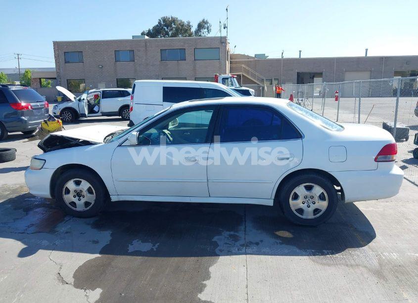 Photo 14 of 2001 Honda Accord 3.0 EX (VIN 1HGCG16501A074615)