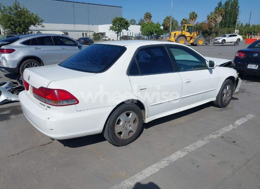 Photo 4 of 2001 Honda Accord 3.0 EX (VIN 1HGCG16501A074615)