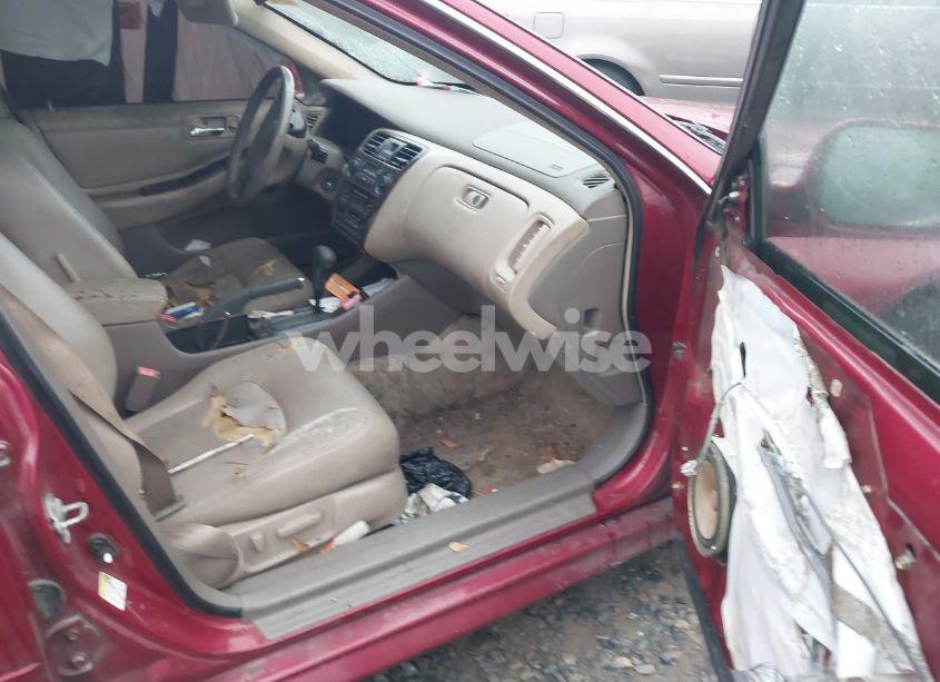 Photo 5 of 2002 Honda Accord 3.0 EX (VIN 1HGCG16502A001553)