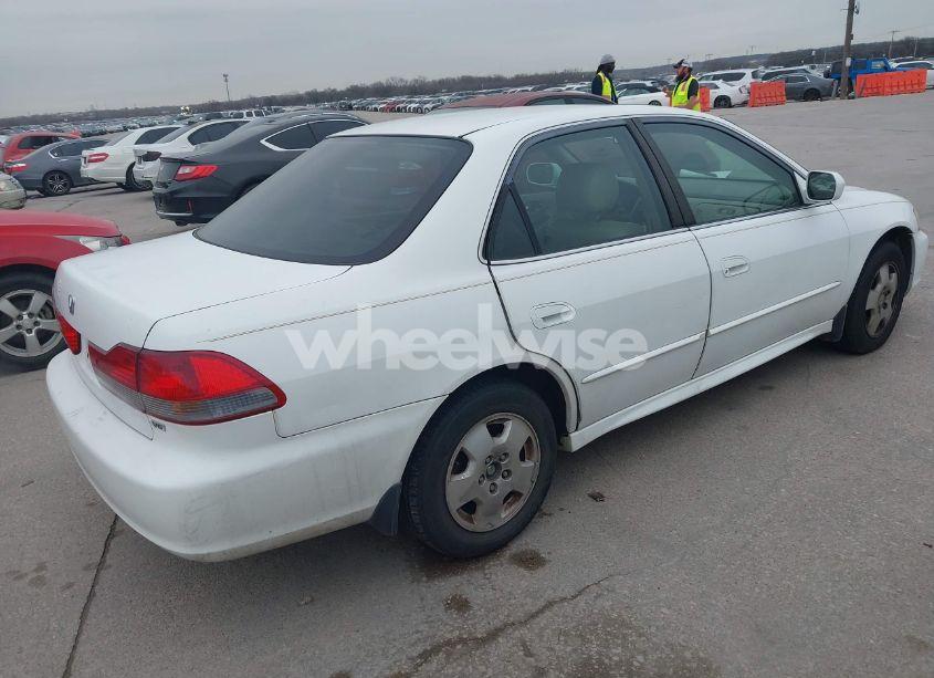 Photo 4 of 2002 Honda Accord 3.0 EX (VIN 1HGCG16502A074549)
