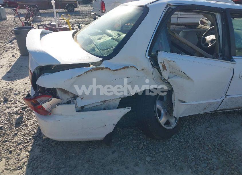 Photo 6 of 2000 Honda Accord 3.0 EX (VIN 1HGCG1650YA067321)