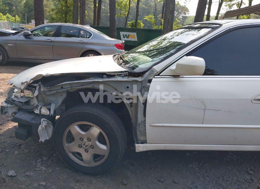 Photo 12 of 2000 Honda Accord 3.0 EX (VIN 1HGCG1650YA070669)