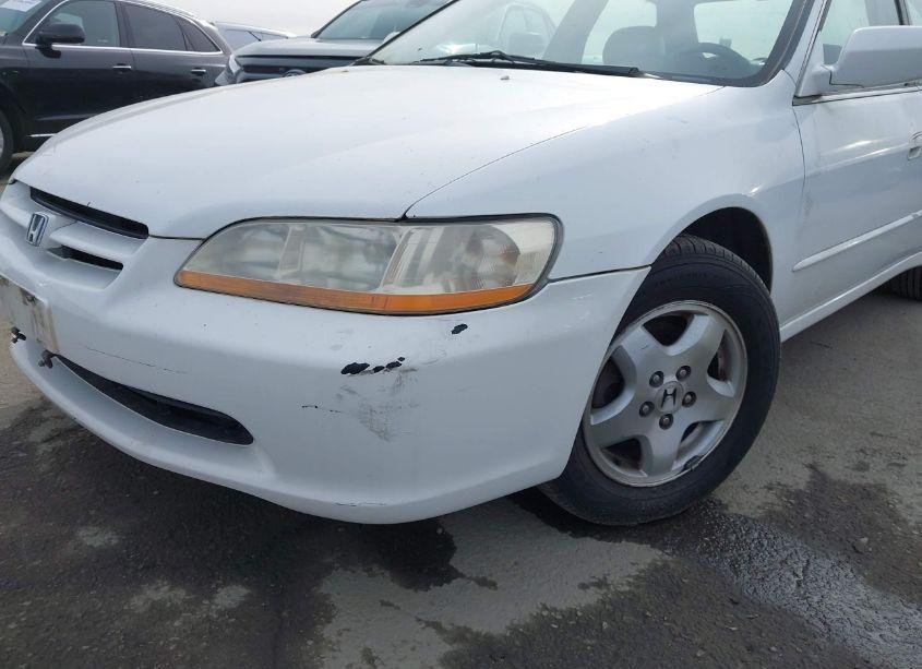 Photo 6 of 2000 Honda Accord 3.0 EX (VIN 1HGCG1650YA086869)