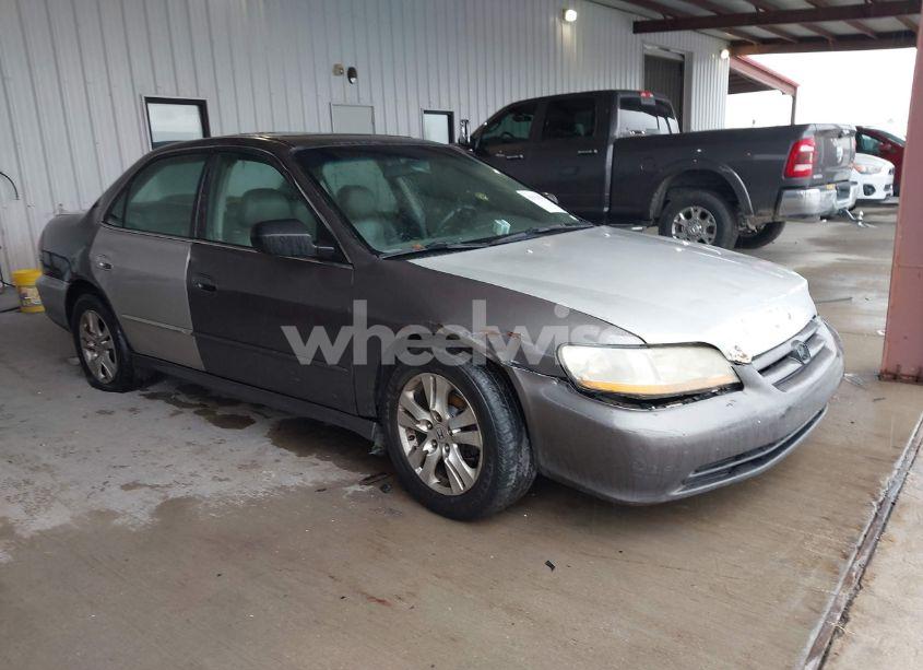 2001 Honda Accord 3.0 EX (VIN 1HGCG16511A030543) main photo