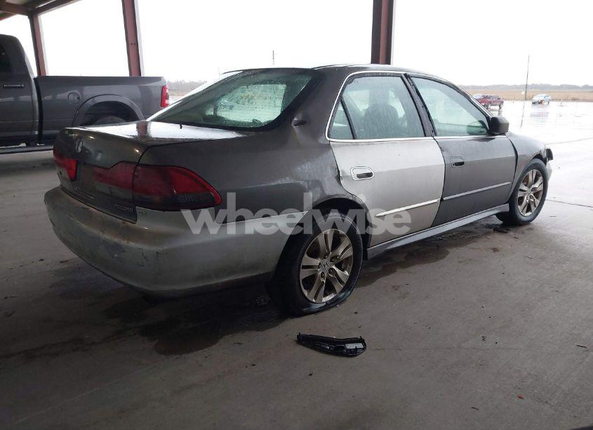 Photo 4 of 2001 Honda Accord 3.0 EX (VIN 1HGCG16511A030543)