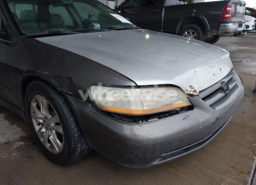 Photo 6 of 2001 Honda Accord 3.0 EX (VIN 1HGCG16511A030543)
