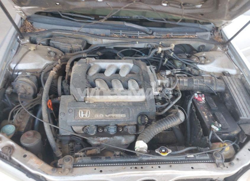 Photo 10 of 2002 Honda Accord 3.0 EX (VIN 1HGCG16512A066153)