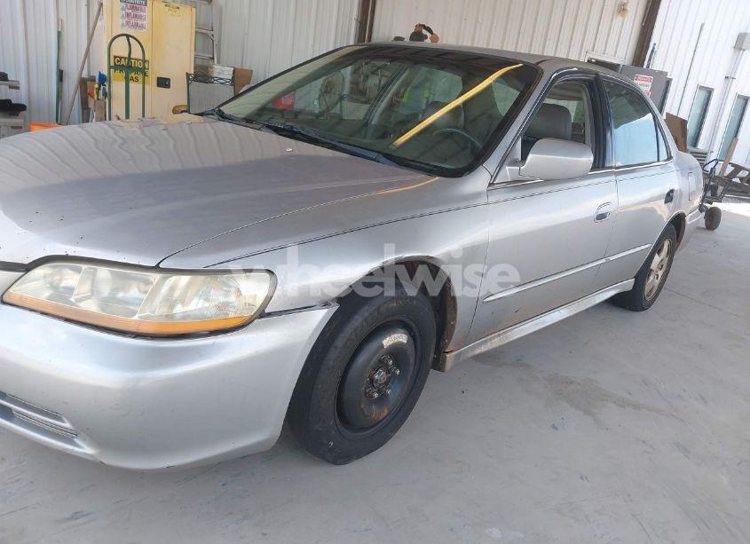 Photo 6 of 2002 Honda Accord 3.0 EX (VIN 1HGCG16512A066153)