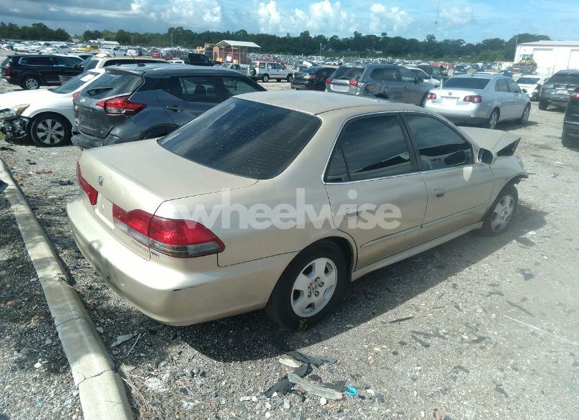 Photo 4 of 2002 Honda Accord SDN EX W/LEATHER (VIN 1HGCG16512A072728)