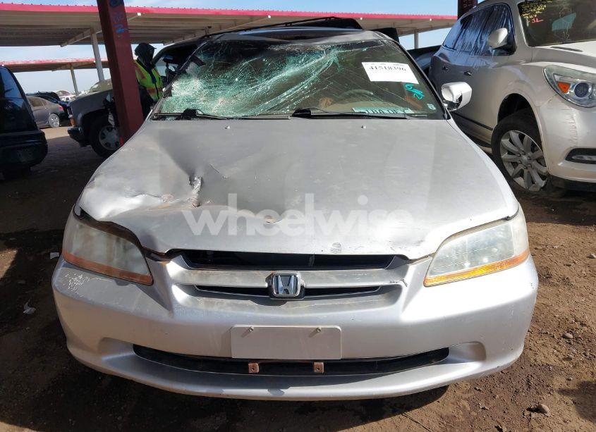 Photo 12 of 1999 Honda Accord EX V6 (VIN 1HGCG1651XA053913)