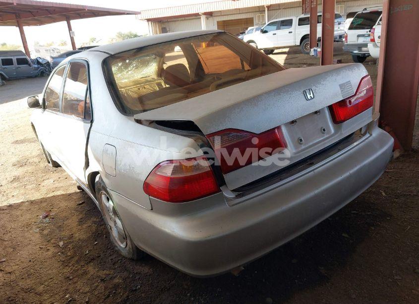 Photo 3 of 1999 Honda Accord EX V6 (VIN 1HGCG1651XA053913)