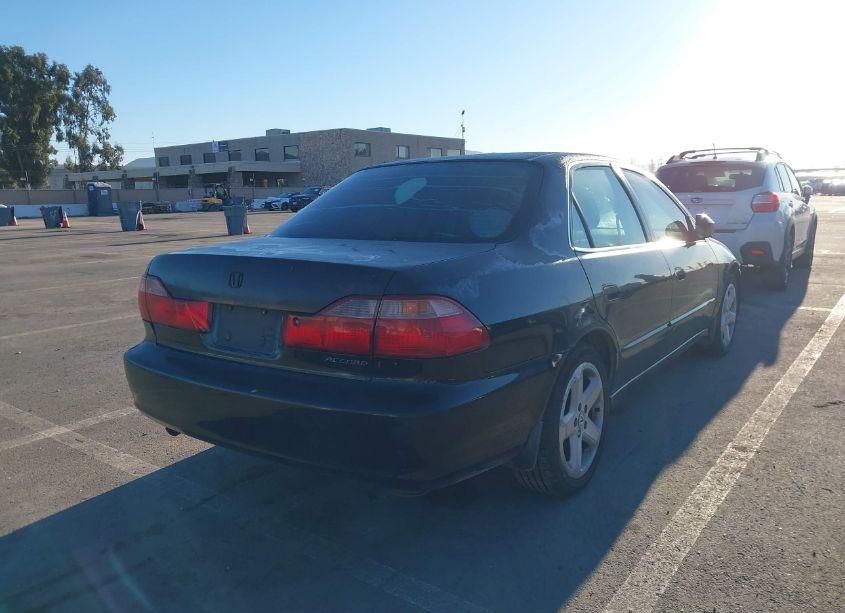 Photo 4 of 2000 Honda Accord 3.0 EX (VIN 1HGCG1651YA083933)