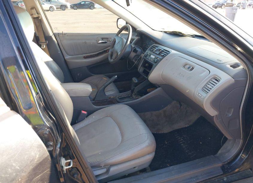Photo 5 of 2000 Honda Accord 3.0 EX (VIN 1HGCG1651YA083933)