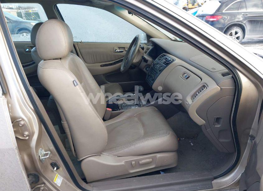 Photo 5 of 2001 Honda Accord 3.0 EX (VIN 1HGCG16521A007238)