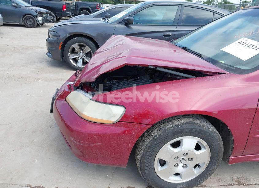 Photo 13 of 2001 Honda Accord 3.0 EX (VIN 1HGCG16521A022712)