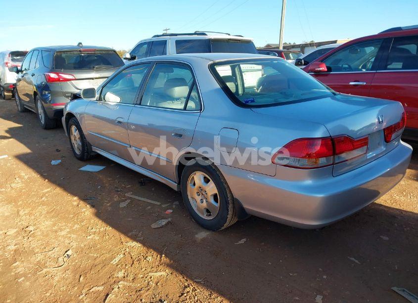 Photo 3 of 2002 Honda Accord 3.0 EX (VIN 1HGCG16522A024431)