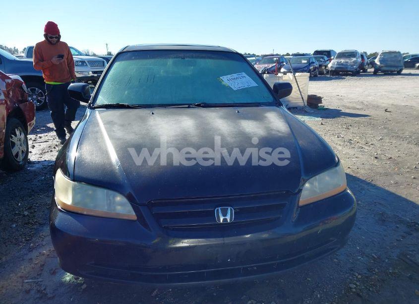 Photo 12 of 2002 Honda Accord 3.0 EX (VIN 1HGCG16522A040953)