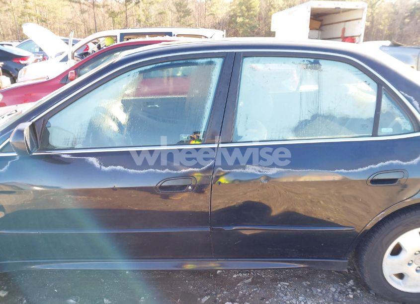 Photo 14 of 2002 Honda Accord 3.0 EX (VIN 1HGCG16522A040953)