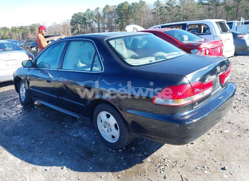 Photo 3 of 2002 Honda Accord 3.0 EX (VIN 1HGCG16522A040953)