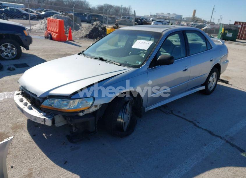 Photo 2 of 2002 Honda Accord 3.0 EX (VIN 1HGCG16522A057106)
