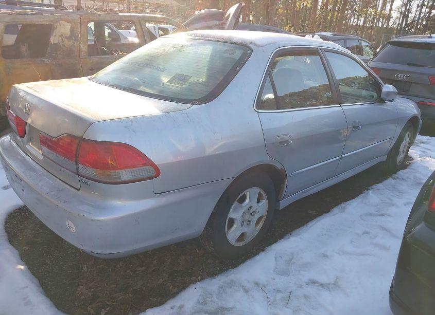 Photo 4 of 2002 Honda Accord 3.0 EX (VIN 1HGCG16522A057185)