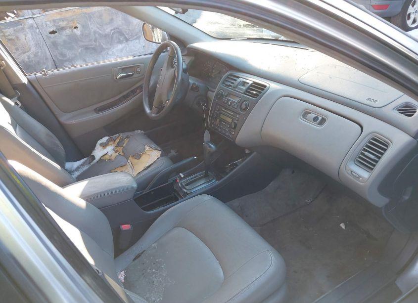 Photo 5 of 2002 Honda Accord 3.0 EX (VIN 1HGCG16522A057185)