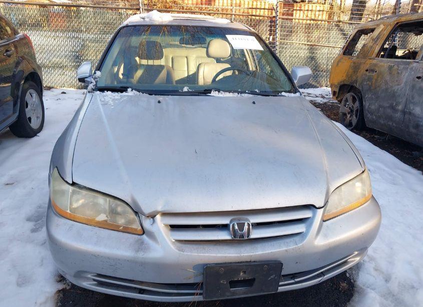 Photo 6 of 2002 Honda Accord 3.0 EX (VIN 1HGCG16522A057185)