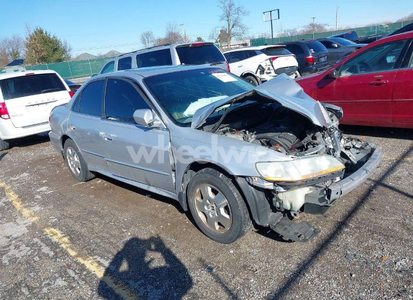2002 Honda Accord 3.0 EX (VIN 1HGCG16522A082331) main photo
