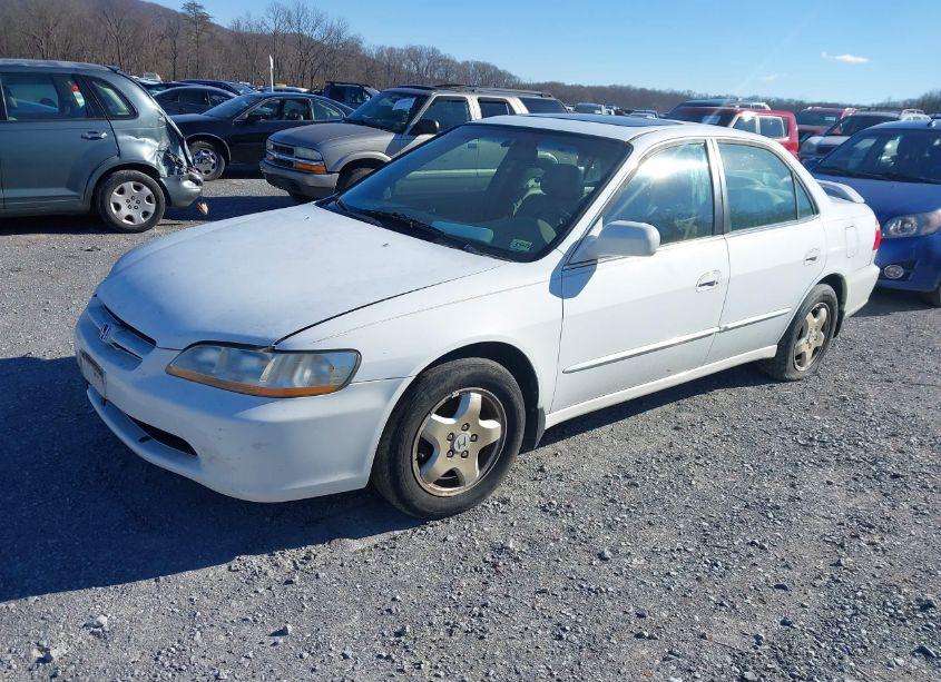 Photo 2 of 1998 Honda Accord EX V6 (VIN 1HGCG1652WA051697)