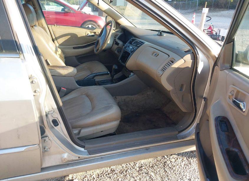 Photo 5 of 1999 Honda Accord EX V6 (VIN 1HGCG1652XA018605)