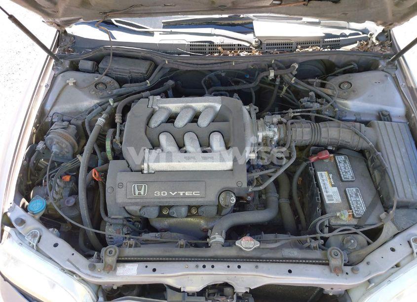 Photo 10 of 2000 Honda Accord 3.0 EX (VIN 1HGCG1652YA020517)