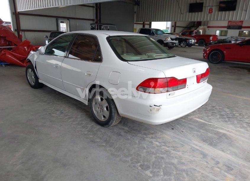 Photo 3 of 2001 Honda Accord 3.0 EX (VIN 1HGCG16531A015431)