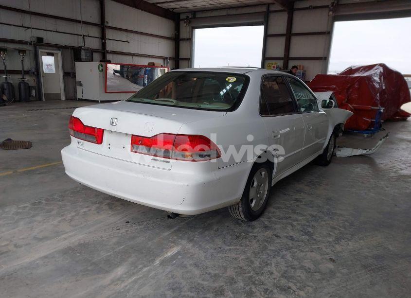 Photo 4 of 2001 Honda Accord 3.0 EX (VIN 1HGCG16531A015431)